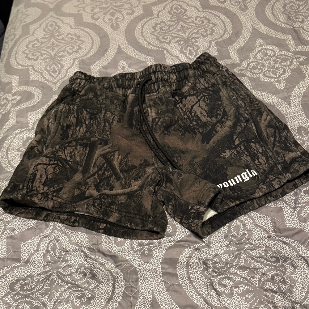 YoungLA Men's Camouflage Athletic Shorts - Black/Brown